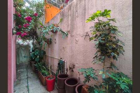 Casa à venda com 214m², 6 quartos e 1 vagaQuintal