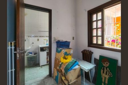 Casa à venda com 214m², 6 quartos e 1 vagaQuarto 4