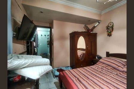 Casa à venda com 214m², 6 quartos e 1 vagaSuíte