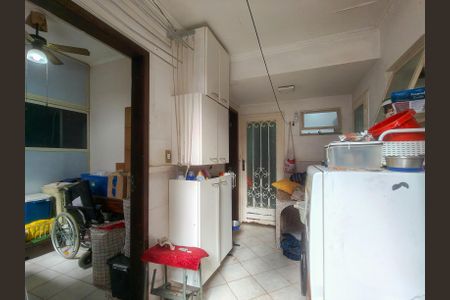 Casa à venda com 214m², 6 quartos e 1 vagaLavanderia