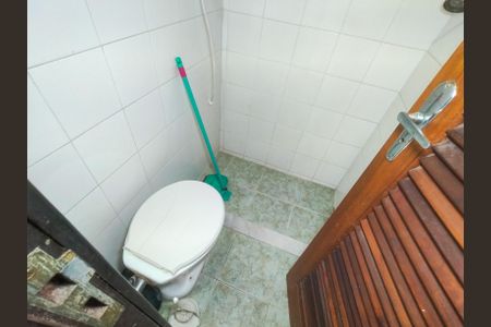 Casa à venda com 214m², 6 quartos e 1 vagaBanheiro