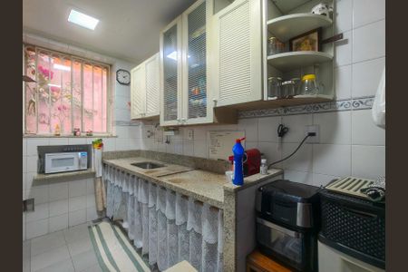 Casa à venda com 214m², 6 quartos e 1 vagaCozinha