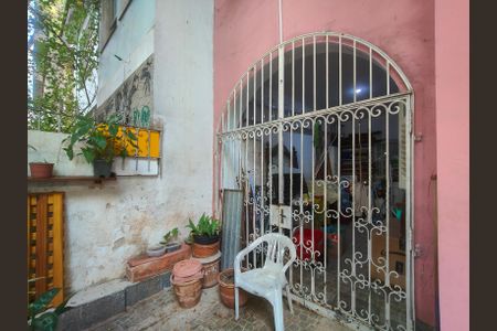 Casa à venda com 214m², 6 quartos e 1 vagaQuintal