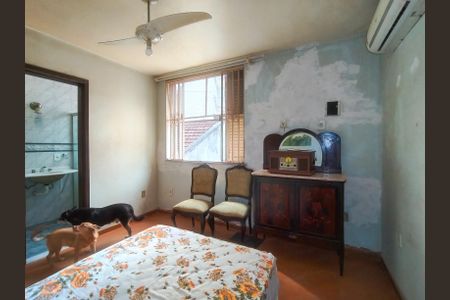 Casa à venda com 214m², 6 quartos e 1 vagaQuarto 2