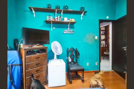 Casa à venda com 214m², 6 quartos e 1 vagaQuarto 3