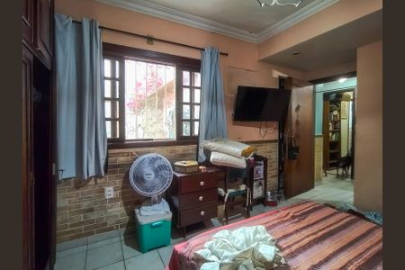 Casa à venda com 214m², 6 quartos e 1 vagaSuíte