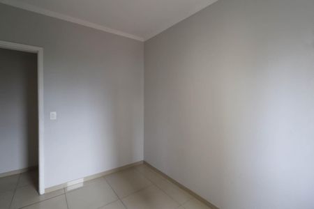Apartamento para alugar com 79m², 3 quartos e 2 vagasQuarto 2