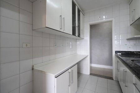 Apartamento para alugar com 79m², 3 quartos e 2 vagasCozinha