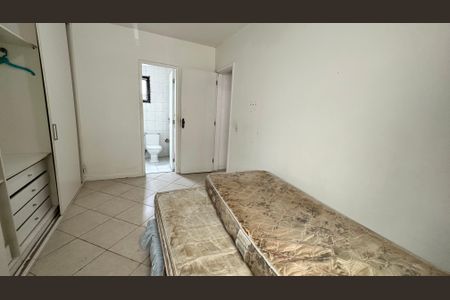 Apartamento para alugar com 220m², 3 quartos e 3 vagas Apartamento para alugar com 220m², 3 quartos e 3 vagasSuíte