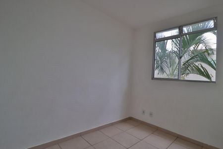 Quarto 1 de apartamento para alugar com 2 quartos, 44m² em Martins, Uberlândia