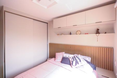 Apartamento à venda com 64m², 2 quartos e 2 vagasSuíte