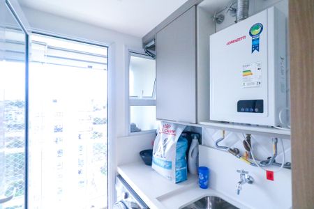 Apartamento à venda com 64m², 2 quartos e 2 vagasÁrea de Serviço