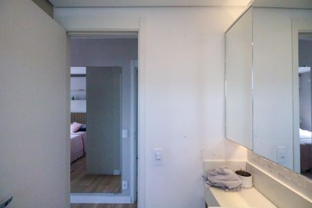 Apartamento à venda com 64m², 2 quartos e 2 vagasBanheiro da Suíte