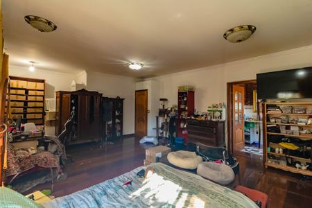 Casa para alugar com 600m², 4 quartos e 4 vagas