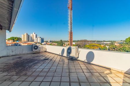 Casa para alugar com 600m², 4 quartos e 4 vagas
