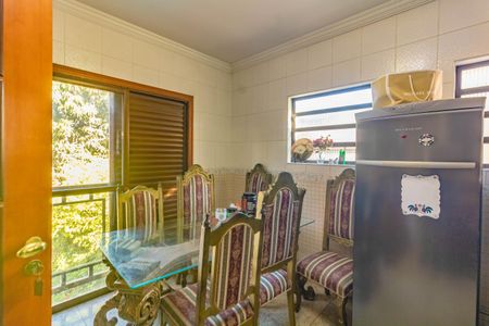 Casa para alugar com 600m², 4 quartos e 4 vagas