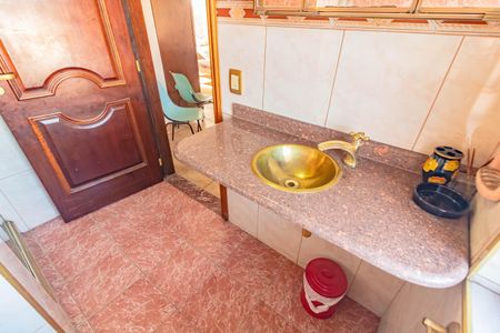 Casa para alugar com 600m², 4 quartos e 4 vagas