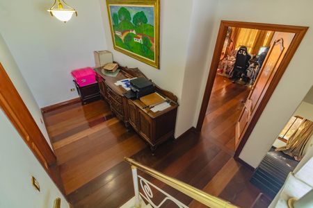 Casa para alugar com 600m², 4 quartos e 4 vagas