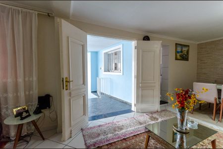 Casa à venda com 450m², 3 quartos e 5 vagasSala