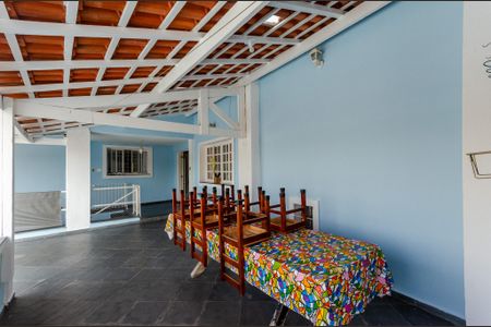 Casa à venda com 450m², 3 quartos e 5 vagasQuintal