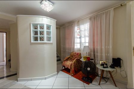 Casa à venda com 450m², 3 quartos e 5 vagasSala