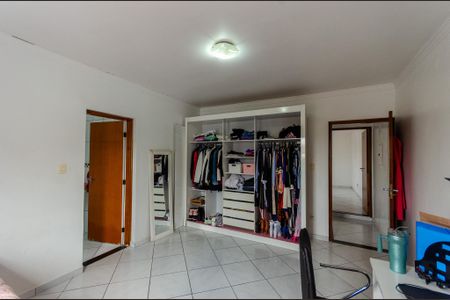 Casa à venda com 450m², 3 quartos e 5 vagasSuíte 2