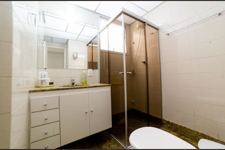 Apartamento à venda com 108m², 3 quartos e 2 vagasBanheiro Social