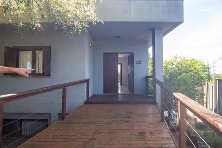 Casa para alugar com 279m², 5 quartos e 2 vagas Casa para alugar com 279m², 5 quartos e 2 vagasEntrada