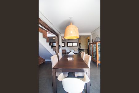 Casa para alugar com 279m², 5 quartos e 2 vagas Casa para alugar com 279m², 5 quartos e 2 vagasSala 2