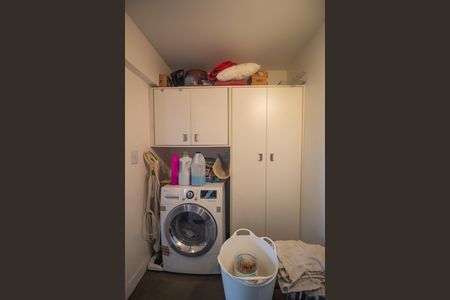 Casa para alugar com 279m², 5 quartos e 2 vagas Casa para alugar com 279m², 5 quartos e 2 vagasÁrea de Serviço
