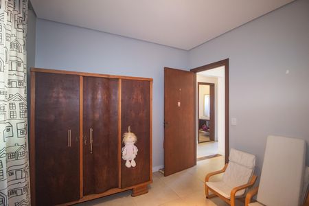 Casa para alugar com 279m², 5 quartos e 2 vagas Casa para alugar com 279m², 5 quartos e 2 vagasQuarto
