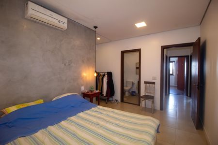 Casa para alugar com 279m², 5 quartos e 2 vagas Casa para alugar com 279m², 5 quartos e 2 vagasSuite
