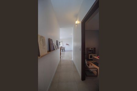 Casa para alugar com 279m², 5 quartos e 2 vagas Casa para alugar com 279m², 5 quartos e 2 vagascorredor
