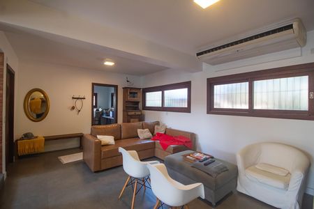 Casa para alugar com 279m², 5 quartos e 2 vagas Casa para alugar com 279m², 5 quartos e 2 vagasSala 2