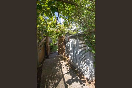 Casa para alugar com 279m², 5 quartos e 2 vagas Casa para alugar com 279m², 5 quartos e 2 vagasQuintal