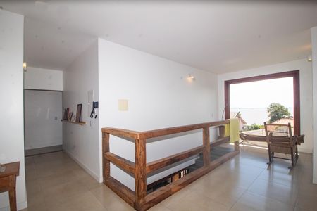 Casa para alugar com 279m², 5 quartos e 2 vagas Casa para alugar com 279m², 5 quartos e 2 vagasSala