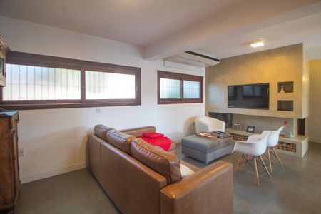 Casa para alugar com 279m², 5 quartos e 2 vagas Casa para alugar com 279m², 5 quartos e 2 vagasSala 2