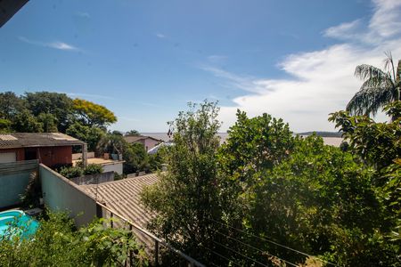 Casa para alugar com 279m², 5 quartos e 2 vagas Casa para alugar com 279m², 5 quartos e 2 vagasVista