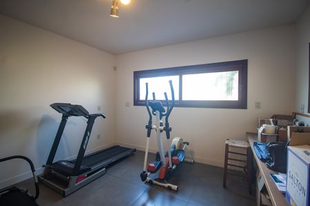 Casa para alugar com 279m², 5 quartos e 2 vagas Casa para alugar com 279m², 5 quartos e 2 vagasAcademia