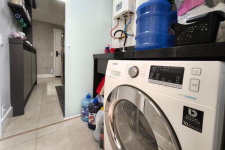 Apartamento à venda com 68m², 2 quartos e 1 vaga Apartamento à venda com 68m², 2 quartos e 1 vagaÁrea de Serviço