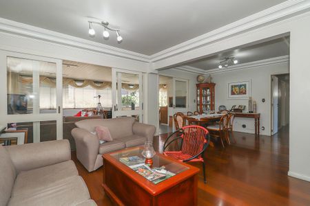 Sala de apartamento à venda com 3 quartos, 189m² em Chácara das Pedras, Porto Alegre