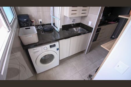 Apartamento à venda com 59m², 2 quartos e 1 vagaÁrea de Serviço