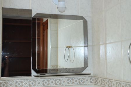 Casa de condomínio para alugar com 360m², 5 quartos e 6 vagasBanheiro da Suíte 3