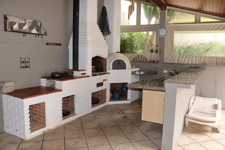 Casa de condomínio para alugar com 360m², 5 quartos e 6 vagasÁrea Externa