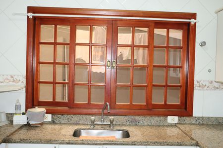 Casa de condomínio para alugar com 360m², 5 quartos e 6 vagasCozinha