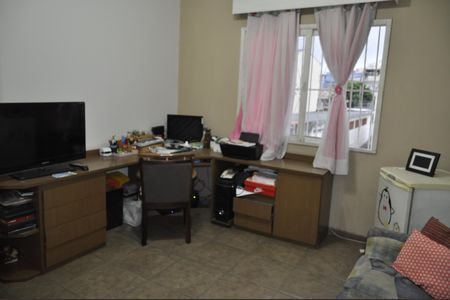 Casa para alugar com 240m², 4 quartos e 6 vagasQuarto 3