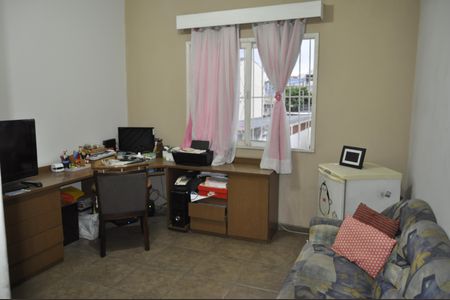 Casa para alugar com 240m², 4 quartos e 6 vagasQuarto 3