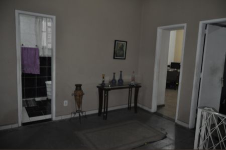 Casa para alugar com 240m², 4 quartos e 6 vagasCorredor