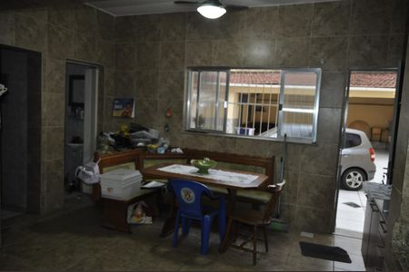 Casa para alugar com 240m², 4 quartos e 6 vagasCozinha