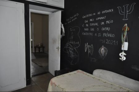 Casa para alugar com 240m², 4 quartos e 6 vagasQuarto 4